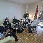 على هامش ملتقى الصداقة المغاربي للأعمال والاستثمار، غرفة التجارة والصناعة والخدمات لجهة طنجة تطوان لحسيمة تستقبل رئيس غرفة التجارة والصناعة لولاية بنزرت التونسية